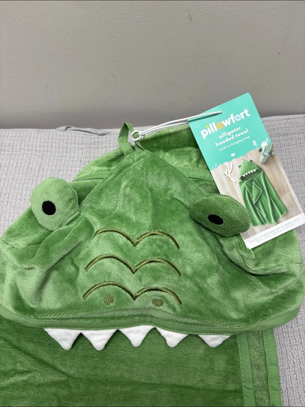 Pillowfort Alligator Kid Hooded Towel 25